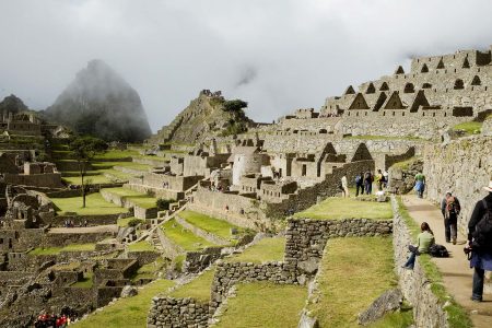 TOUR 4D 3N (CITY TOUR,SACRED VALLEY,MACHUPICCHU AN RAINBOW MOUNTAIN)