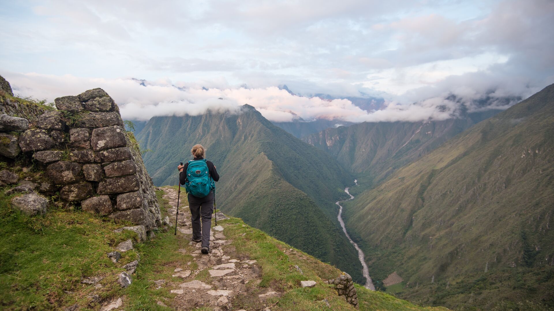 Classic Inca Trail to Machu Picchu
